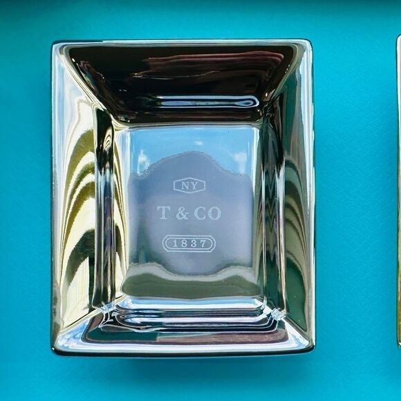 Tiffany & Co Metallic Vide Poche - Picture 1 of 2